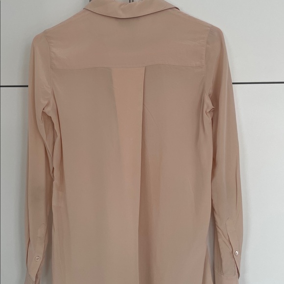 π Vince 100% Silk Shirt π Long Sleeve β’ Light Pink - Picture 3 of 16
